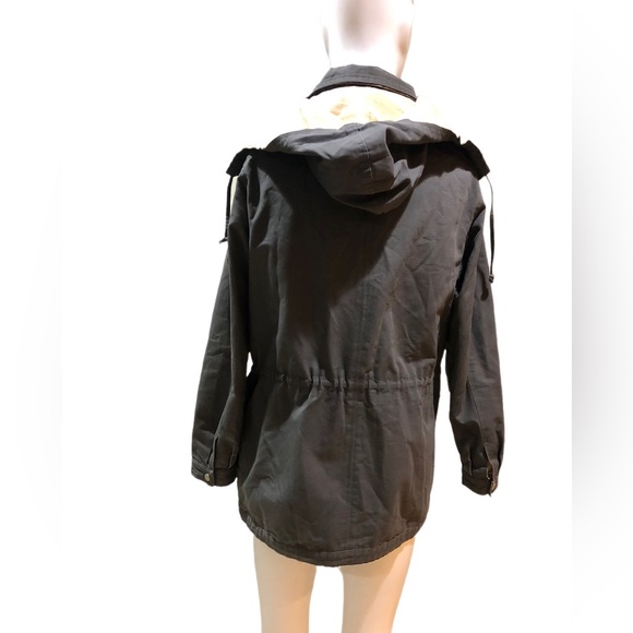 Sitka (Victoria) Vintage Rain Coat - Picture 4 of 4